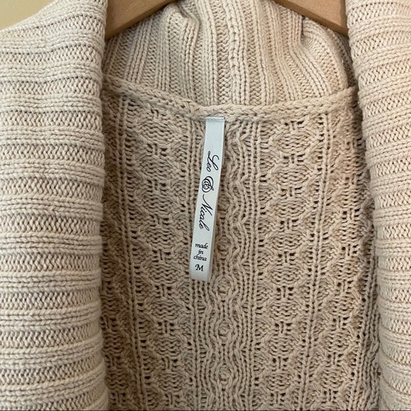 Leo and Nicole Creme Cardigan - Picture 3 of 3